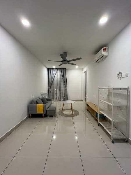 Servis Apartment untuk Disewa di H2O Residences - Helen Tan - Living Room - PropertyGuru.com.my