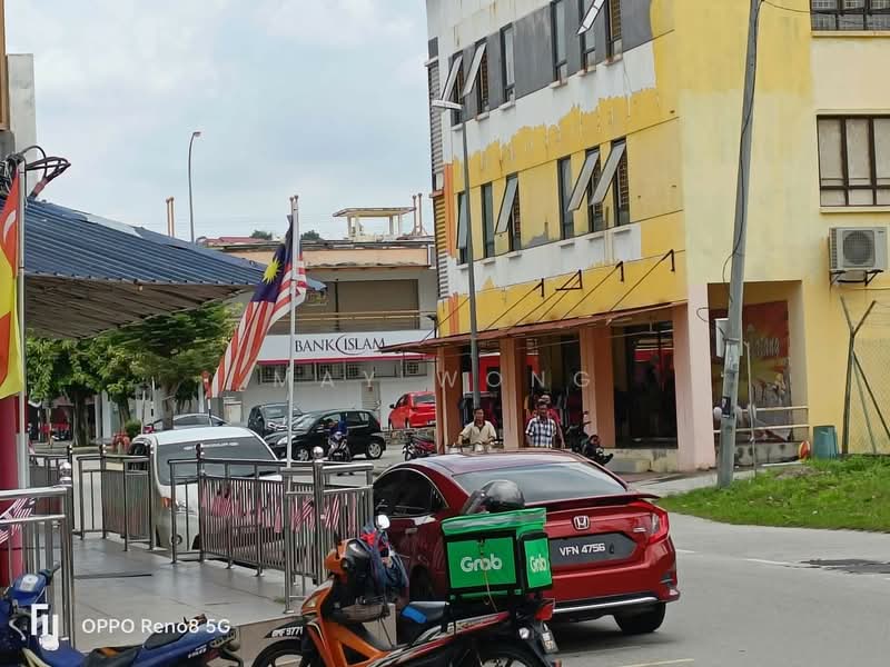 Kedai / Pejabat untuk Dijual di Sungai Buloh (Selangor) - May Wong - Exterior - PropertyGuru.com.my