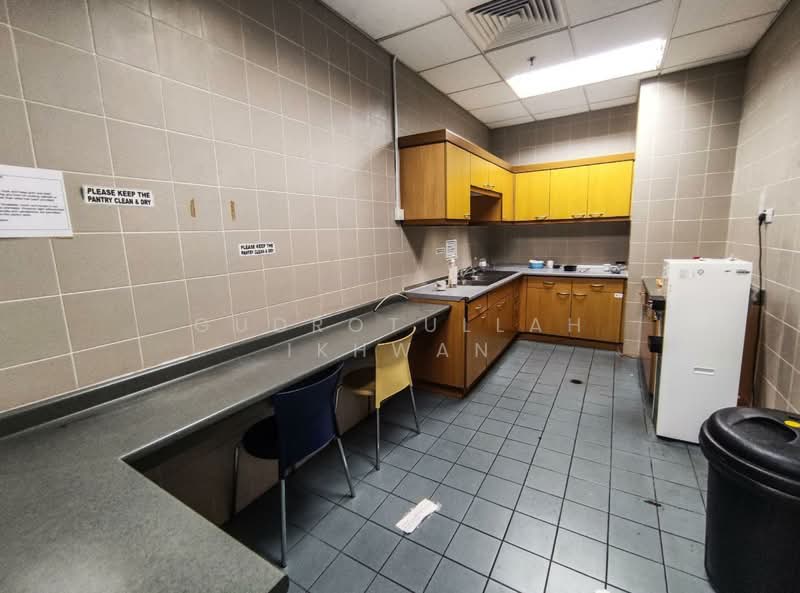 Office for Rent in Ampang (Kuala Lumpur) - Gudrotullah Ikhwan - Kitchen - PropertyGuru.com.my