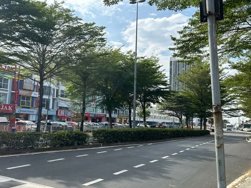 Shop for Rent in Seksyen 16 (Shah Alam) - May Wong - Exterior - PropertyGuru.com.my