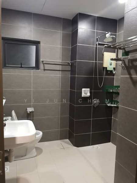 Condominium for Rent at The Henge - Yi Jun Cham - PropertyGuru.com.my