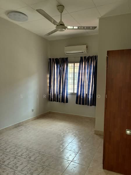2-storey Terraced House for Rent in Bukit Jelutong (Shah Alam) - Shirley Looi - Bedroom - PropertyGuru.com.my