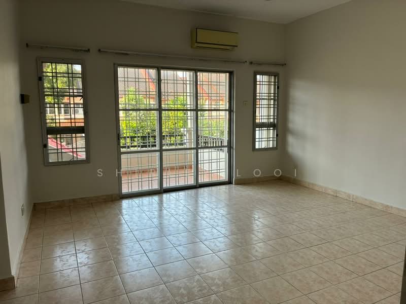 2-storey Terraced House for Rent in Bukit Jelutong (Shah Alam) - Shirley Looi - Living Room - PropertyGuru.com.my