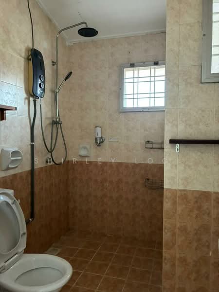 2-storey Terraced House for Rent in Bukit Jelutong (Shah Alam) - Shirley Looi - Bathroom - PropertyGuru.com.my