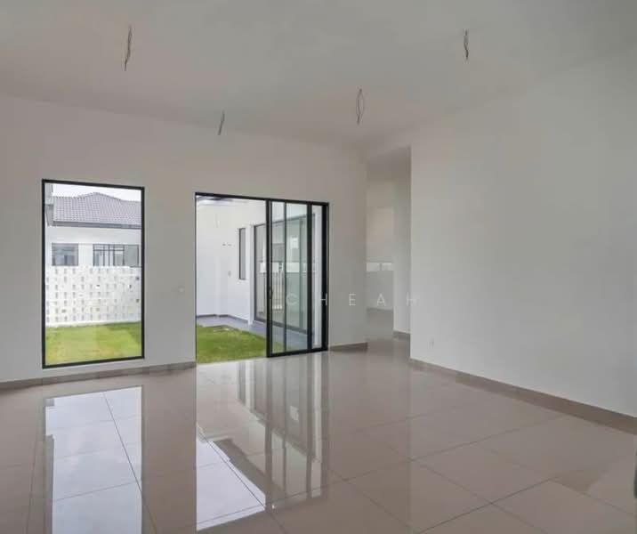 1-storey Terraced House for Rent in Eco Grandeur (Puncak Alam) - KC Cheah - Living Room - PropertyGuru.com.my