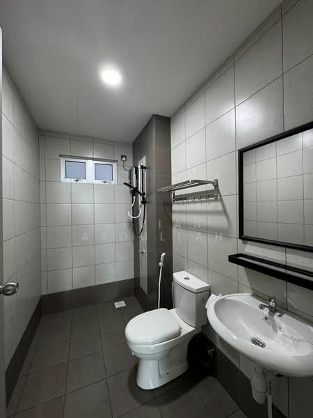 Servis Apartment untuk Disewa di One 49 Residence - Vivian Abdullah - Bathroom - PropertyGuru.com.my