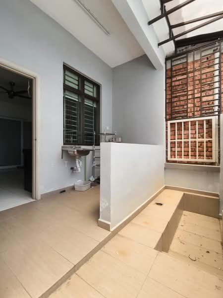 2-storey Terraced House for Sale in Austin (Johor Bahru) - Ethan Gan - Balcony - PropertyGuru.com.my