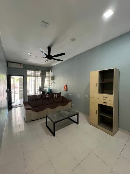 1-storey Terraced House for Rent in Taman Setia Indah (Tebrau) - Joan Tong - Living Room - PropertyGuru.com.my