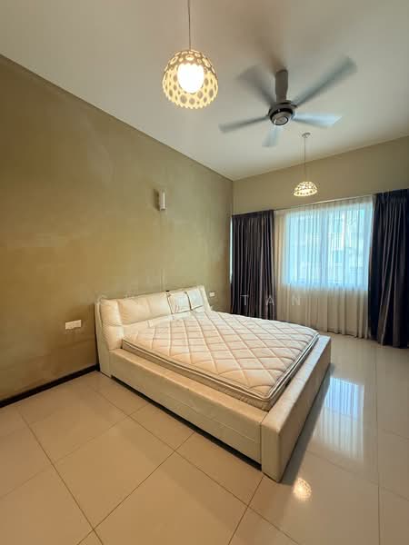 3-storey Terraced House for Sale in Batu Maung (Penang) - Chris Tan - PropertyGuru.com.my