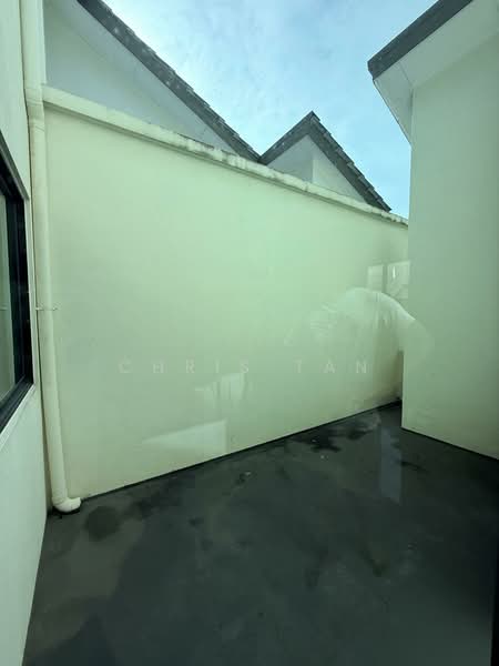 3-storey Terraced House for Sale in Batu Maung (Penang) - Chris Tan - PropertyGuru.com.my