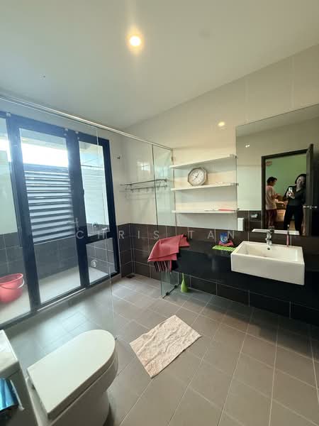 3-storey Terraced House for Sale in Batu Maung (Penang) - Chris Tan - PropertyGuru.com.my