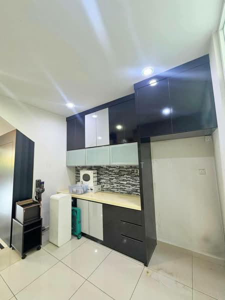 3-storey Terraced House for Sale in Bandar Seri Alam (Masai) - Noctis Tan - Kitchen - PropertyGuru.com.my