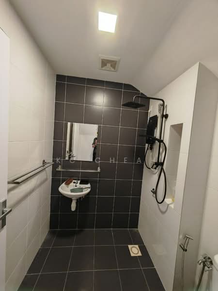 2-storey Terraced House for Rent in Eco Grandeur (Puncak Alam) - KC Cheah - Bathroom - PropertyGuru.com.my