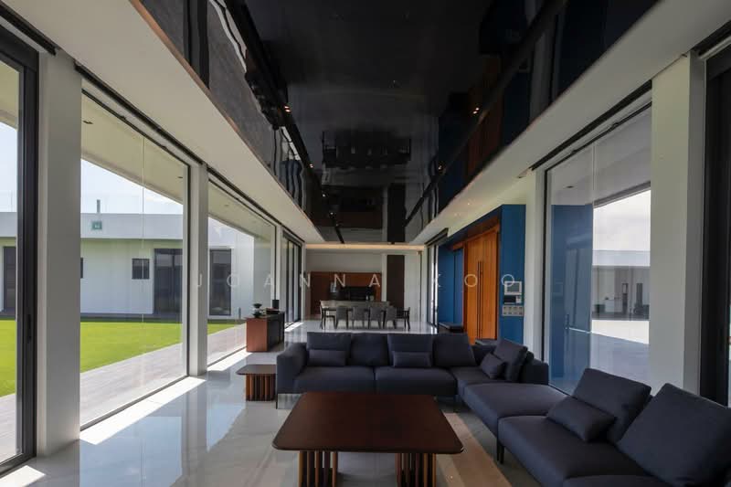 Rumah Banglo untuk Dijual di Leisure Farm (Gelang Patah) - Joanna Koo - Living Room - PropertyGuru.com.my