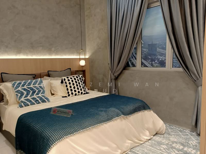 Pangsapuri untuk Dijual di Vista Adesa Residensi Desa Timur - Wan Azemi Wan Daud - Bedroom - PropertyGuru.com.my