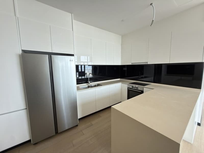 Service Residence for Sale at Star Residences Two - James Lam - Kitchen - PropertyGuru.com.my