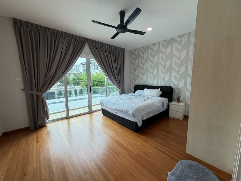 Rumah Banglo untuk Disewa di Senibong (Permas Jaya) - Shawn Chan - Bedroom - PropertyGuru.com.my