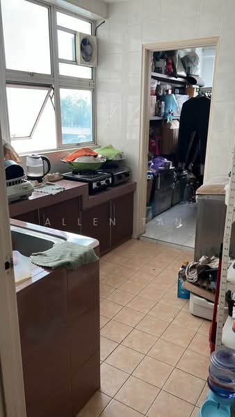 Condominium for Sale at Sterling - Allen Tan - Kitchen - PropertyGuru.com.my