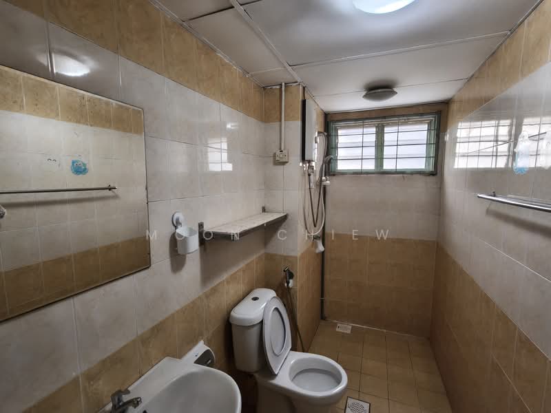 Condominium for Sale at Sri Jati II - Moon Chiew - Bathroom - PropertyGuru.com.my