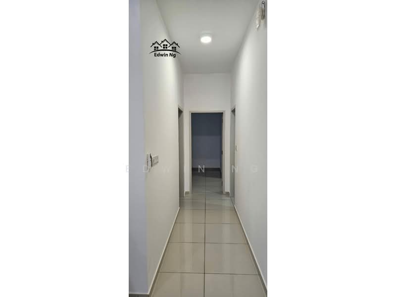 Kondominium untuk Disewa di Waterside Residence - Edwin Ng - Corridor - PropertyGuru.com.my