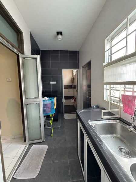 Rumah Teres 2.5 Tingkat untuk Disewa di Johor Bahru (Johor) - Heng . - Interior - PropertyGuru.com.my