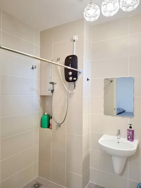 Townhouse for Rent in 16 Sierra (Puchong) - Ms Cheng - Bathroom - PropertyGuru.com.my