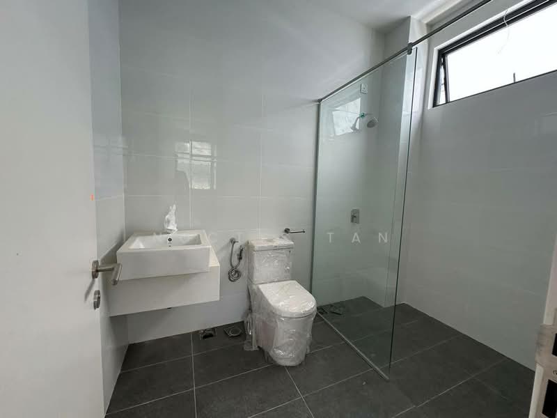 Rumah Berkembar untuk Dijual di Johor Bahru (Johor) - Noctis Tan - Bathroom - PropertyGuru.com.my