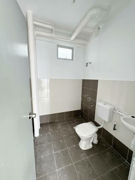 Apartment for Rent at Pangsapuri Pulai Mutiara - Enoch Liong - PropertyGuru.com.my