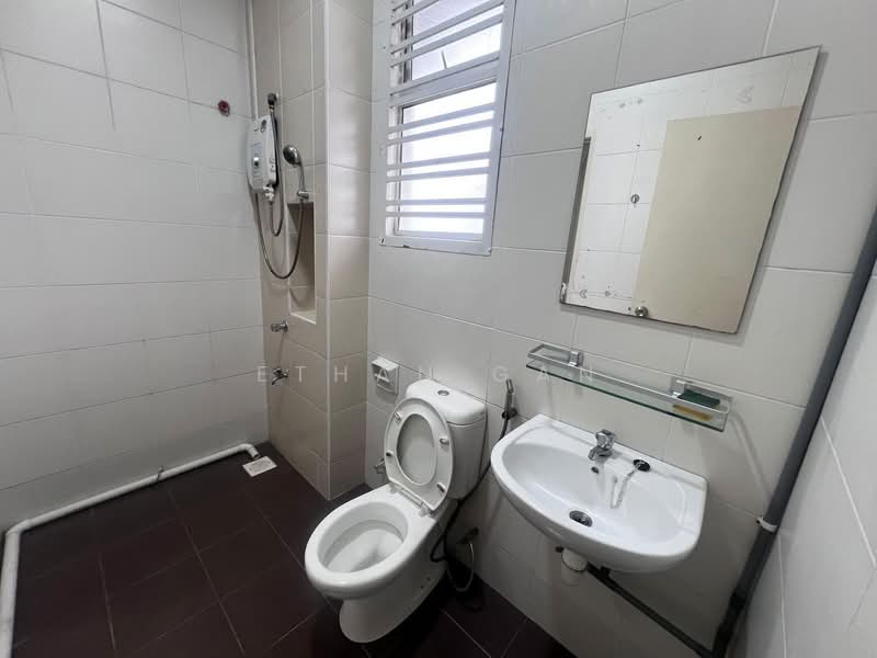 2-storey Terraced House for Rent in Austin Crest (Johor Bahru) - Ethan Gan - Bathroom - PropertyGuru.com.my