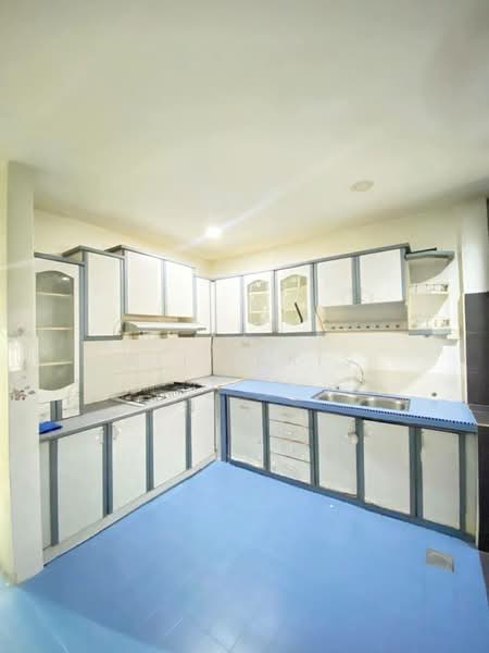 Rumah Teres 2 Tingkat untuk Dijual di Seksyen 4 (Bangi) - Ali Idris - Kitchen - PropertyGuru.com.my