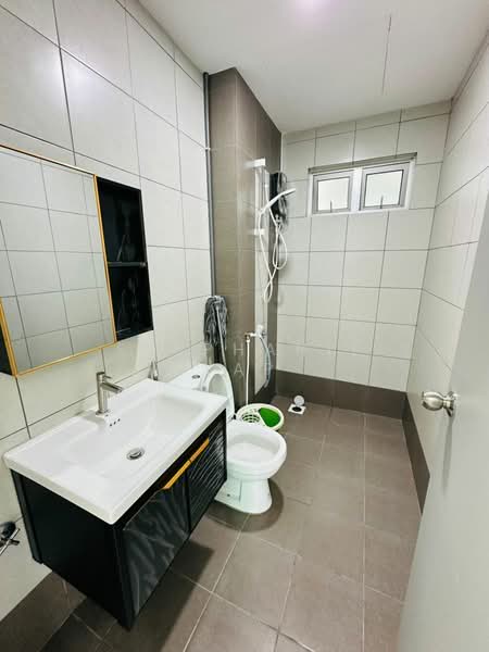 Servis Apartment untuk Disewa di One 49 Residence - Stephanie Yap - Bathroom - PropertyGuru.com.my