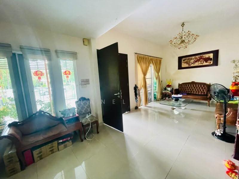 Rumah Teres 2.5-Tingkat untuk Dijual di Valencia (Sungai Buloh) - Chanel Lee - Living Room - PropertyGuru.com.my