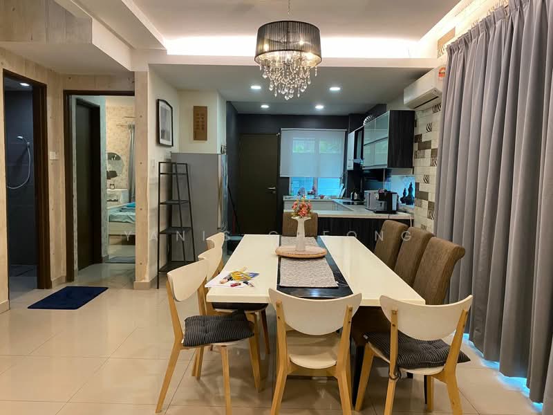 Semi-Detached House for Rent in Bukit Rahman Putra (Sungai Buloh) - Yanis Cheong - Dining Room - PropertyGuru.com.my