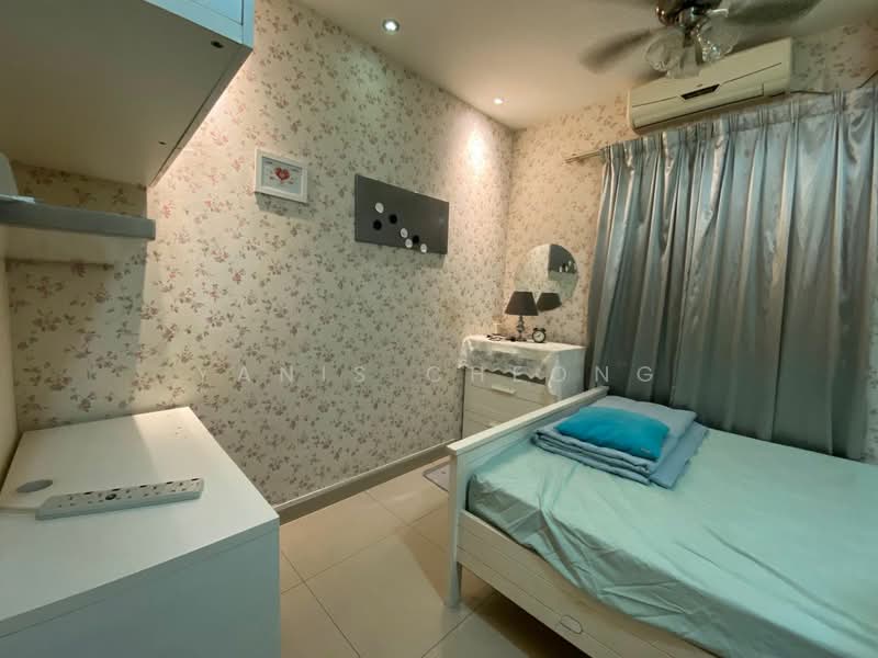 Semi-Detached House for Rent in Bukit Rahman Putra (Sungai Buloh) - Yanis Cheong - Bedroom - PropertyGuru.com.my