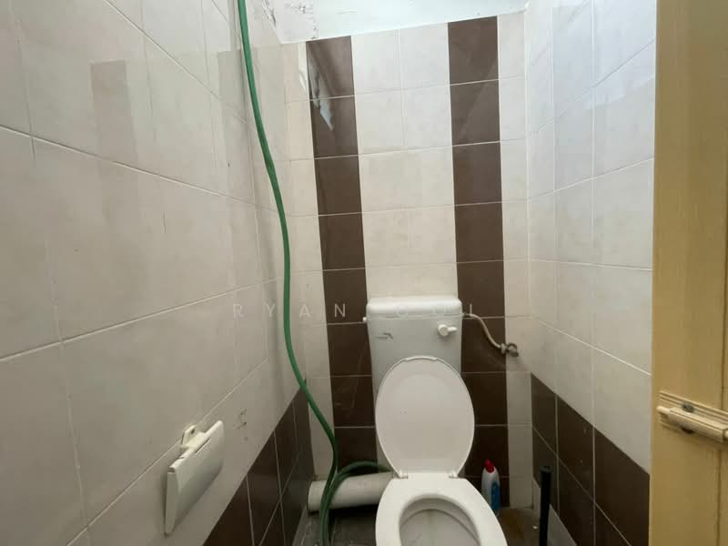 Shop / Office for Rent in Bandar Baru Mergong (Alor Setar) - Ryan Ooi - Bathroom - PropertyGuru.com.my