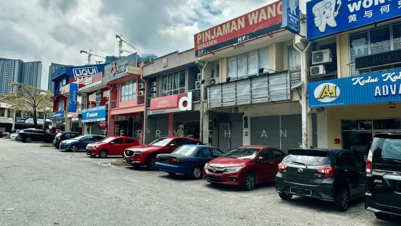 Shop / Office for Sale in Taman Equine (Seri Kembangan) - Terry Thean - Exterior - PropertyGuru.com.my