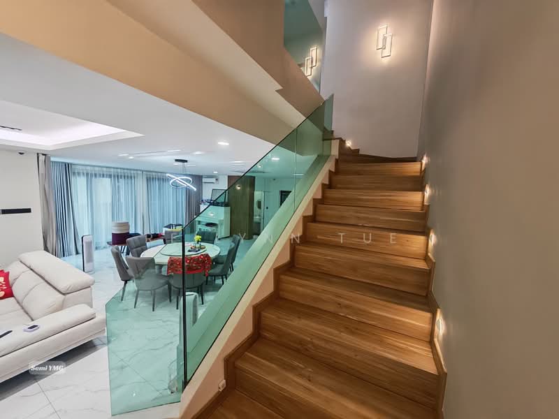 Semi-Detached House for Sale in Kapar (Selangor) - Reilynn Tue - Living Room - PropertyGuru.com.my