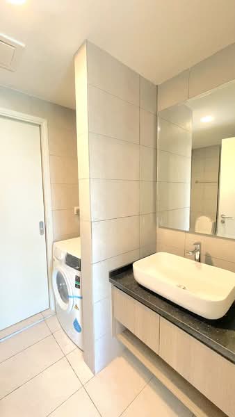 Servis Apartment untuk Disewa di The Atrium - Bing Bing - Bathroom - PropertyGuru.com.my