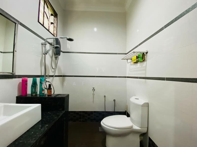 Bungalow for Sale in Gombak (Selangor) - Norafian SMH - Bathroom - PropertyGuru.com.my