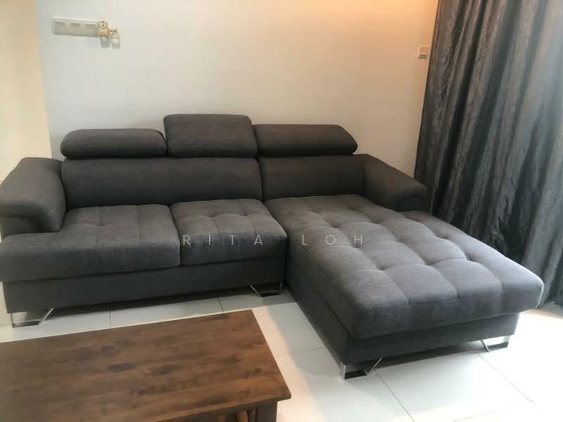 Kondominium untuk Dijual di The Park Residences 1 - Rita Loh - Living Room - PropertyGuru.com.my