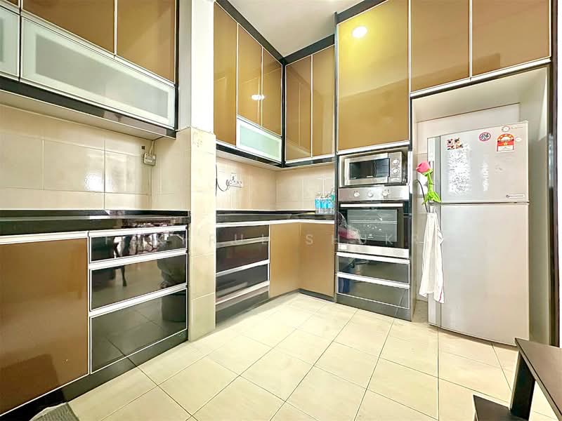 Condominium for Sale at Kristal Heights - Fakhrul Shukri - Kitchen - PropertyGuru.com.my