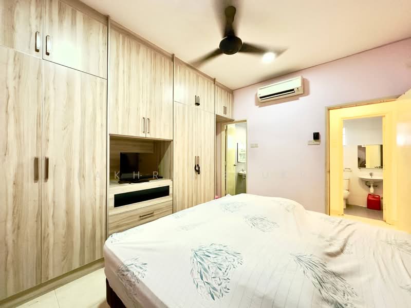Condominium for Sale at Kristal Heights - Fakhrul Shukri - Bedroom - PropertyGuru.com.my