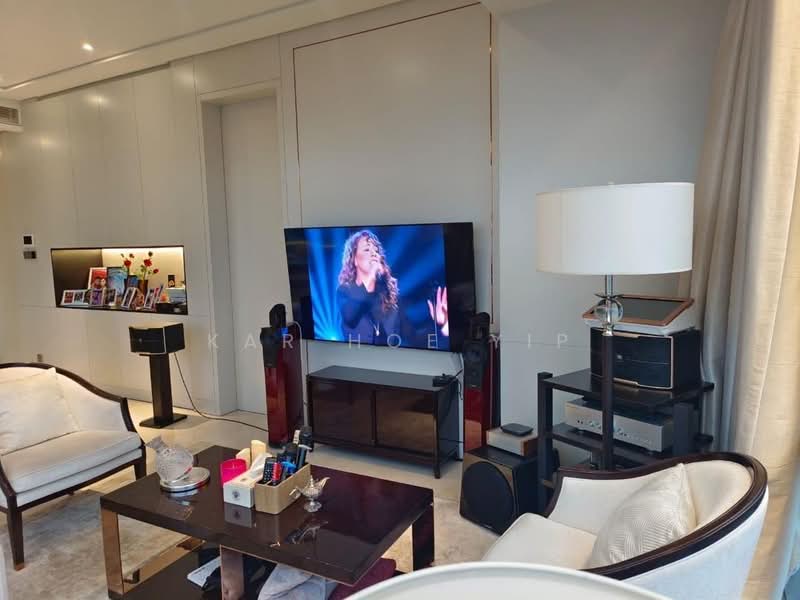 Servis Apartment untuk Dijual di Pavilion Suites - Kar Hoe Yip - Living Room - PropertyGuru.com.my