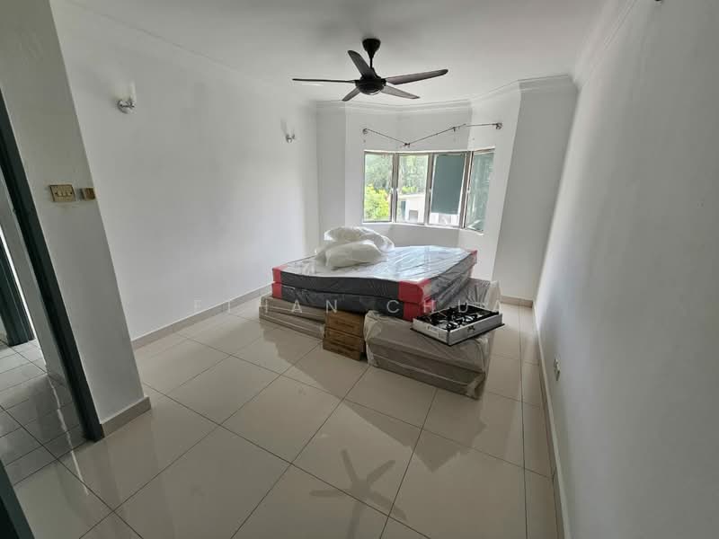 Kondominium untuk Disewa di Puncak Seri Kelana - Ethan Chua - Bedroom - PropertyGuru.com.my