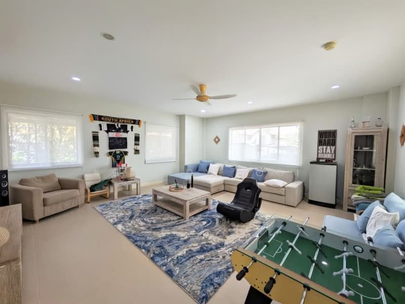 Bungalow for Sale in Leisure Farm (Gelang Patah) - Kennedy Looi - Living Room - PropertyGuru.com.my