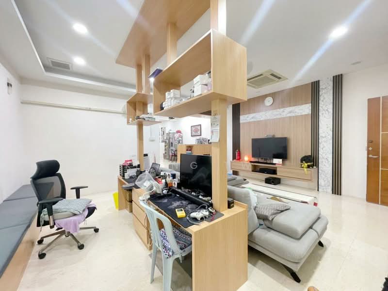 Rumah Teres 1 Tingkat untuk Dijual di Taman Bukit Maluri (Kepong) - Kiing TW - Living Room - PropertyGuru.com.my