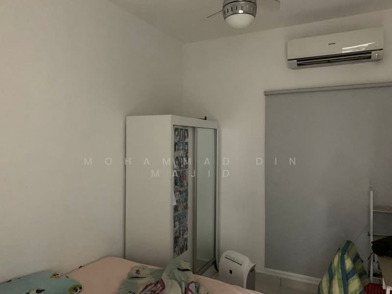 Rumah Berkembar untuk Dijual di Setia Impian (Setia Alam) - Mohammad Din Majid - Bedroom - PropertyGuru.com.my