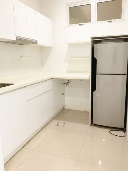 Servis Apartment untuk Disewa di Serviced Residence @ Binjai 8 - Simone Ngo - Kitchen - PropertyGuru.com.my