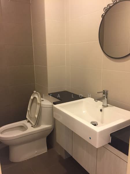 Kondominium untuk Dijual di The Park Residences 1 - Rita Loh - Bathroom - PropertyGuru.com.my