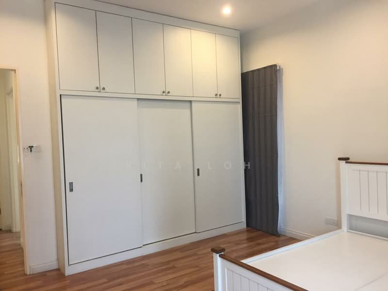 Kondominium untuk Dijual di The Park Residences 1 - Rita Loh - Bedroom - PropertyGuru.com.my